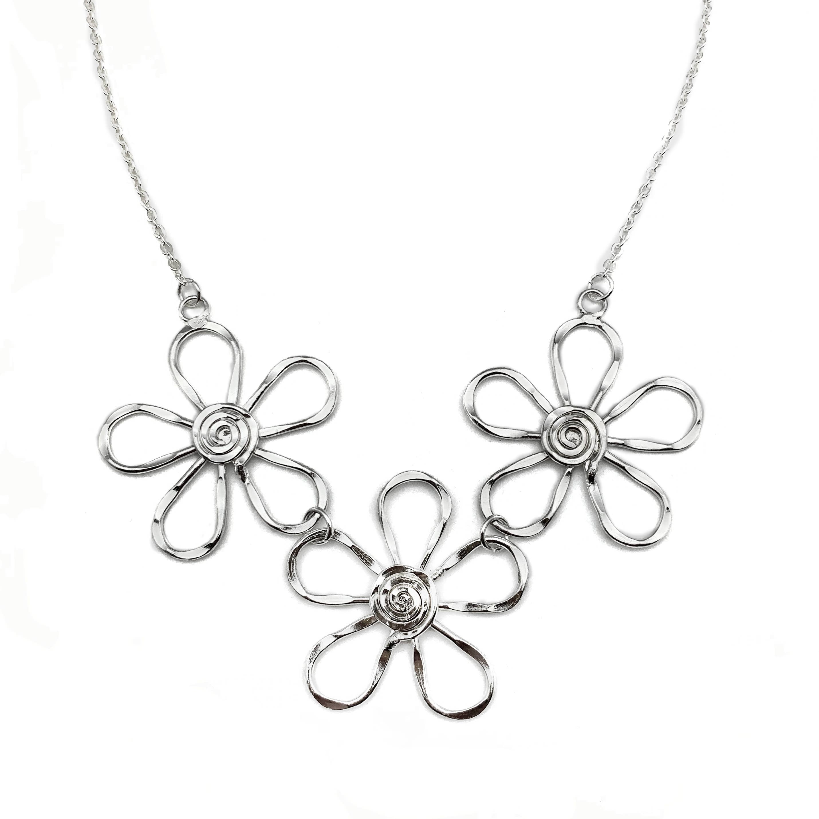 Silver Plated Necklace - Spiral Center Flowers