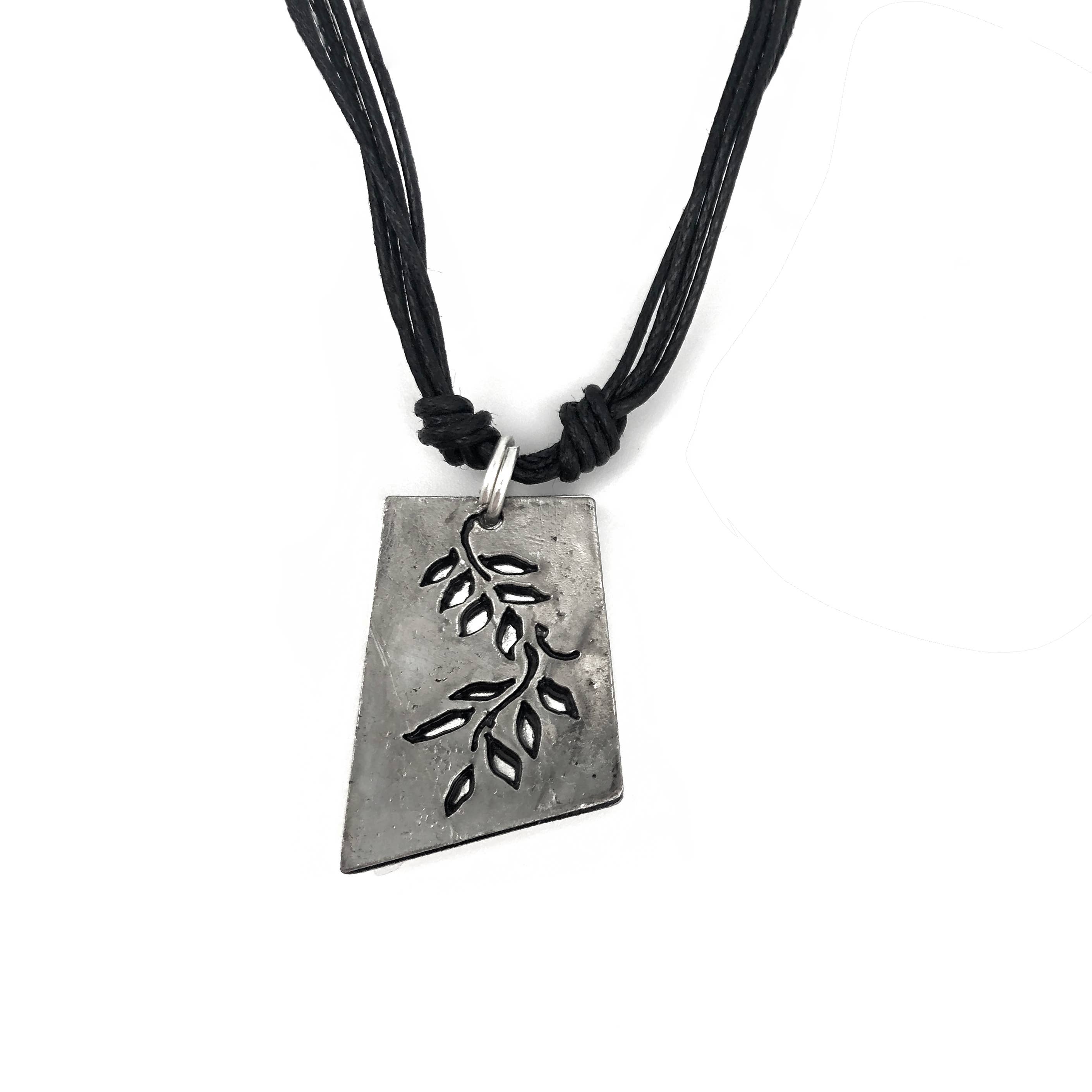 Pewter Necklace - Leafy Vines