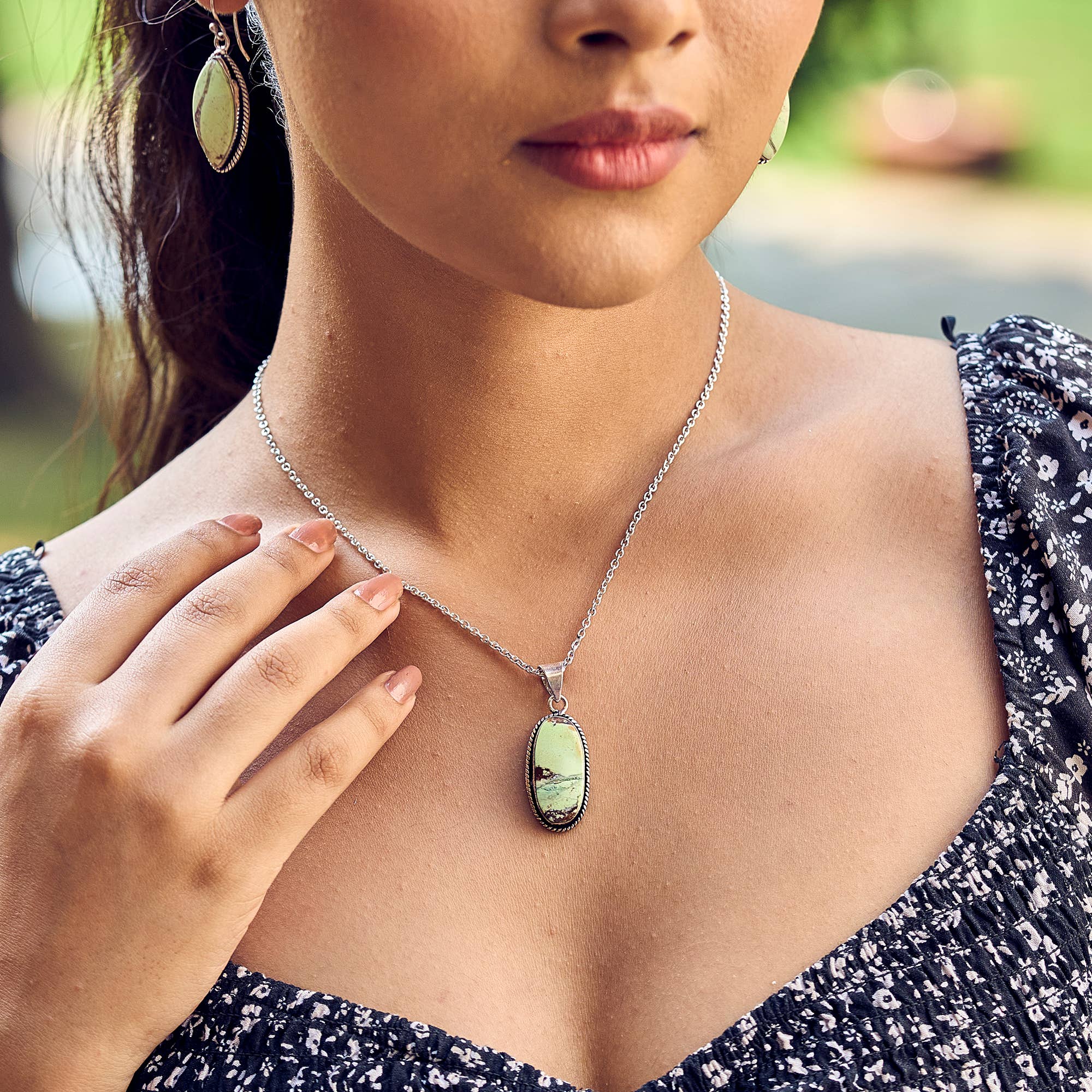Kashi Semiprecious Large Stone Necklace - Lemon Chrysoprase