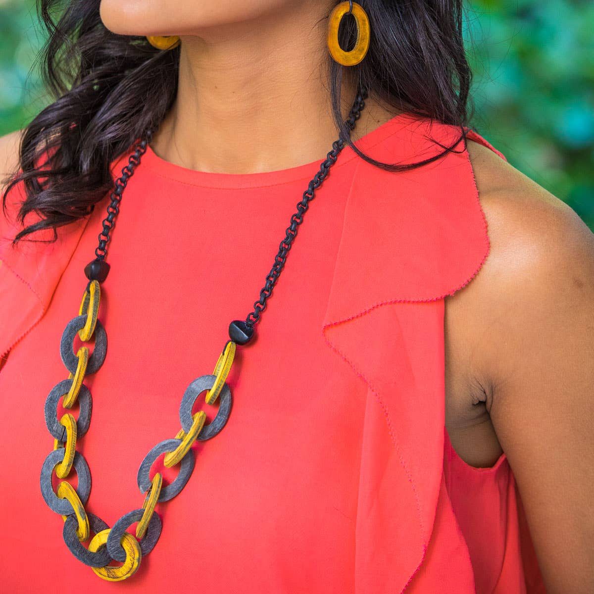 Omala Autumn Neutrals Collection Necklace - Grey/Yellow Link