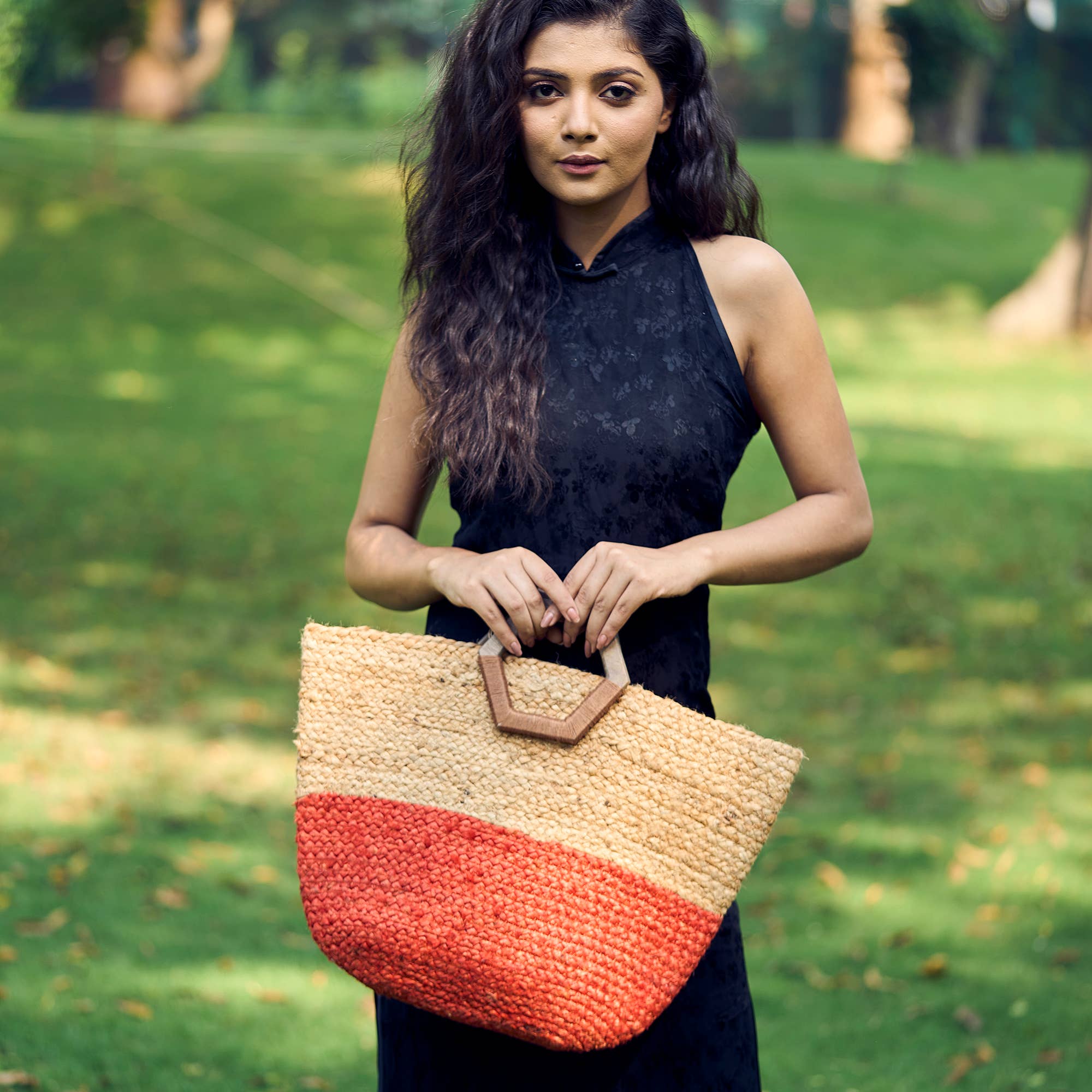 Florence Hand Bag - Natural/Coral Jute Bag with Wood Handle
