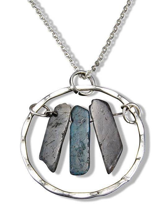Handcrafted Silver Ring with Three Labradorite BeadsNecklace