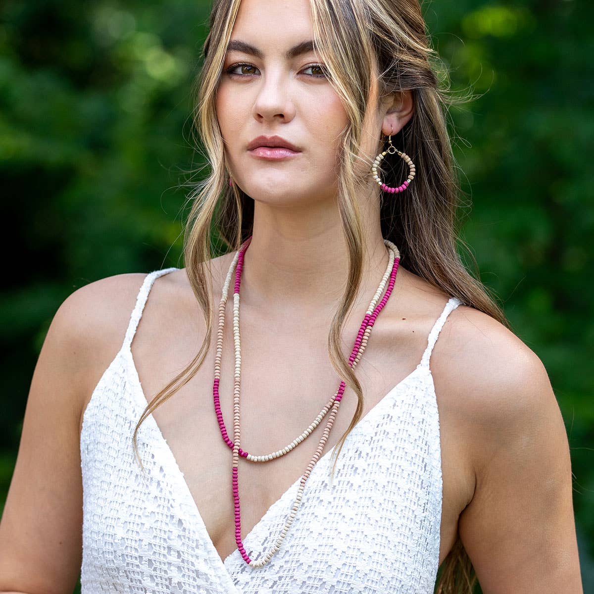 Prismatic Hues Necklace - Peach, Fuchsia, White