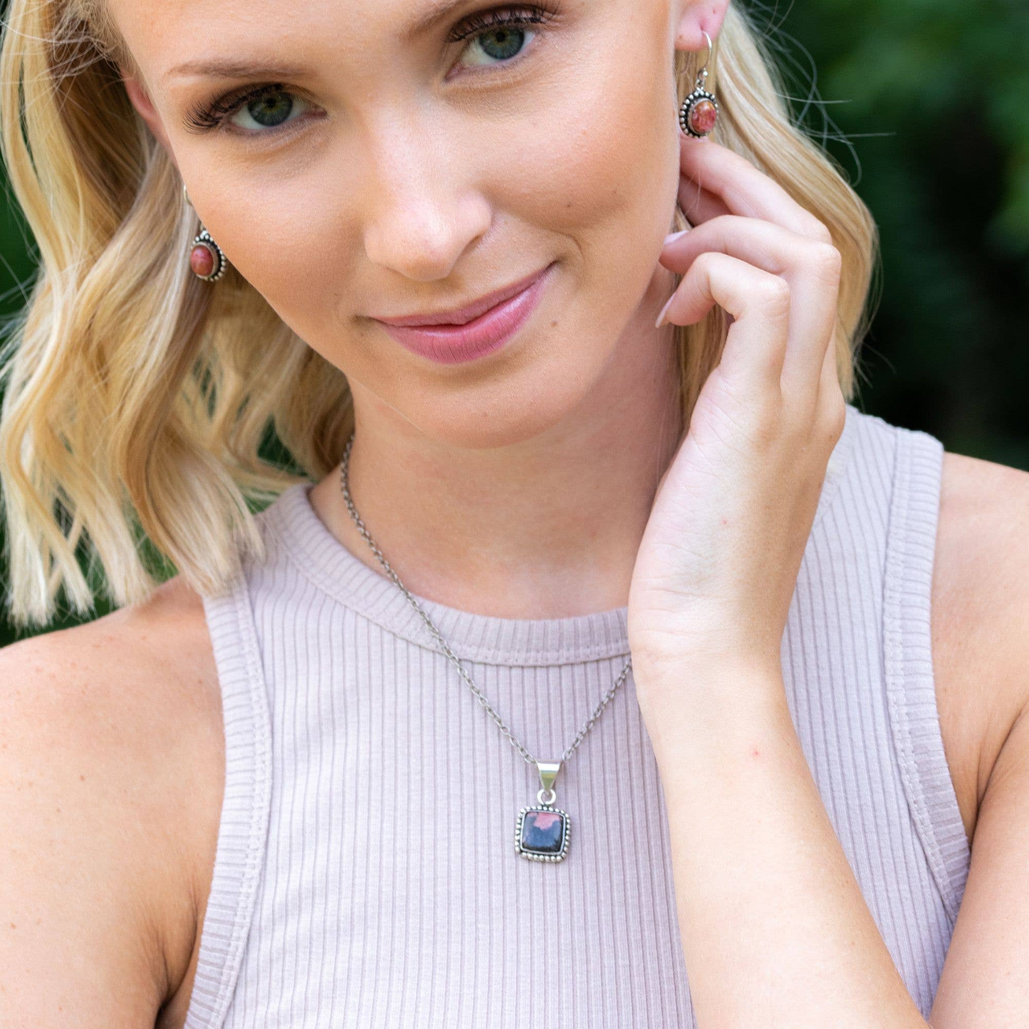 Handcrafted Semiprecious Small Stone Necklace - Rhodonite