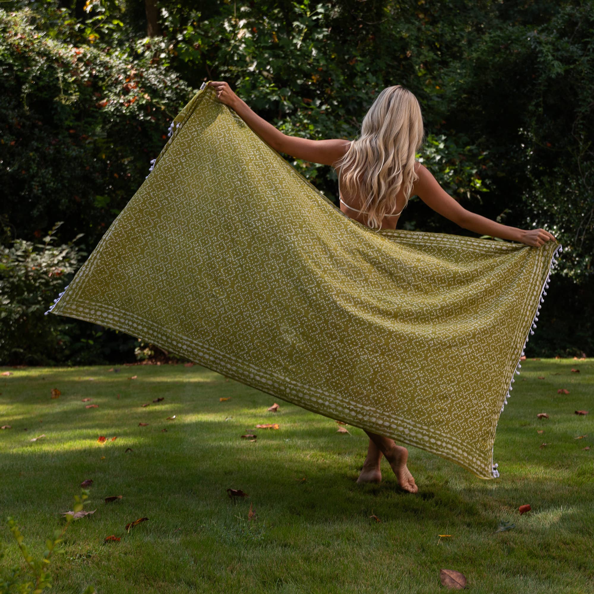 Handcrafted Cotton Sarong - Olive Dotted Geometric