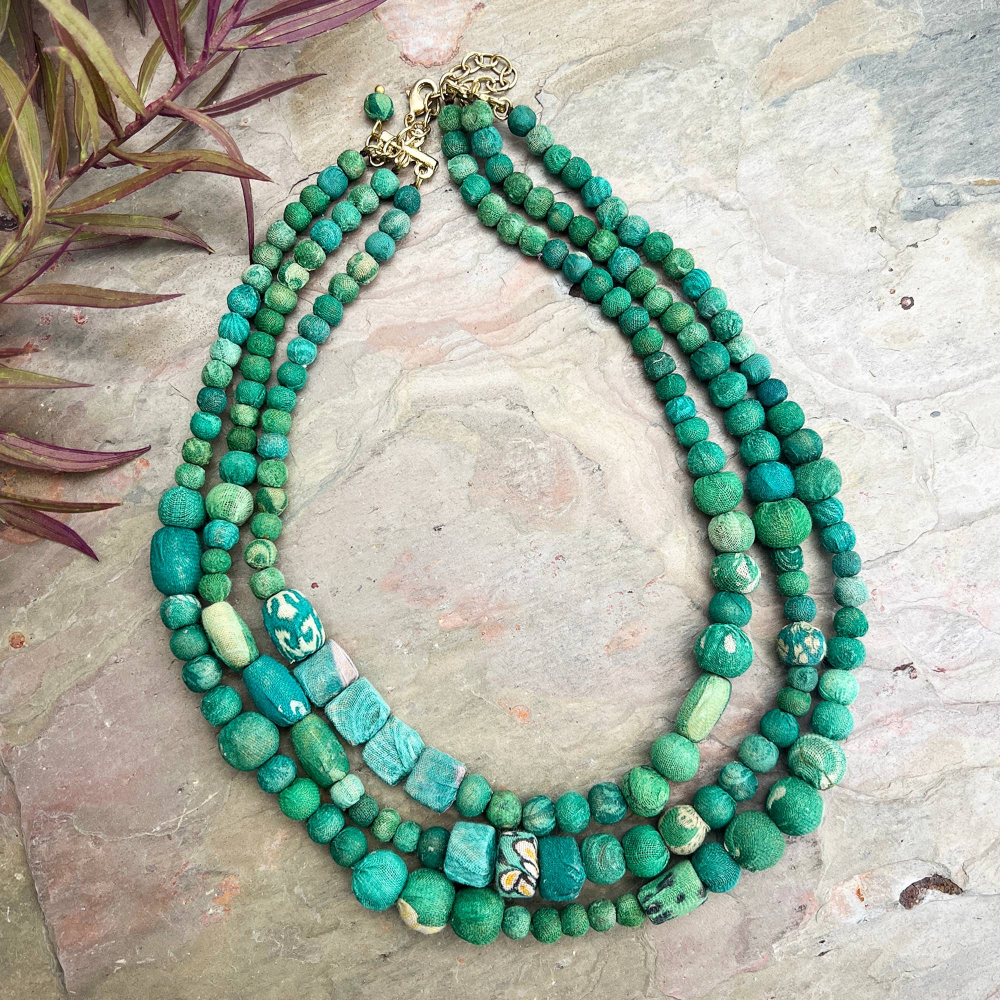 Aasha Trinity Seagrass Layered Kantha Layered Necklace