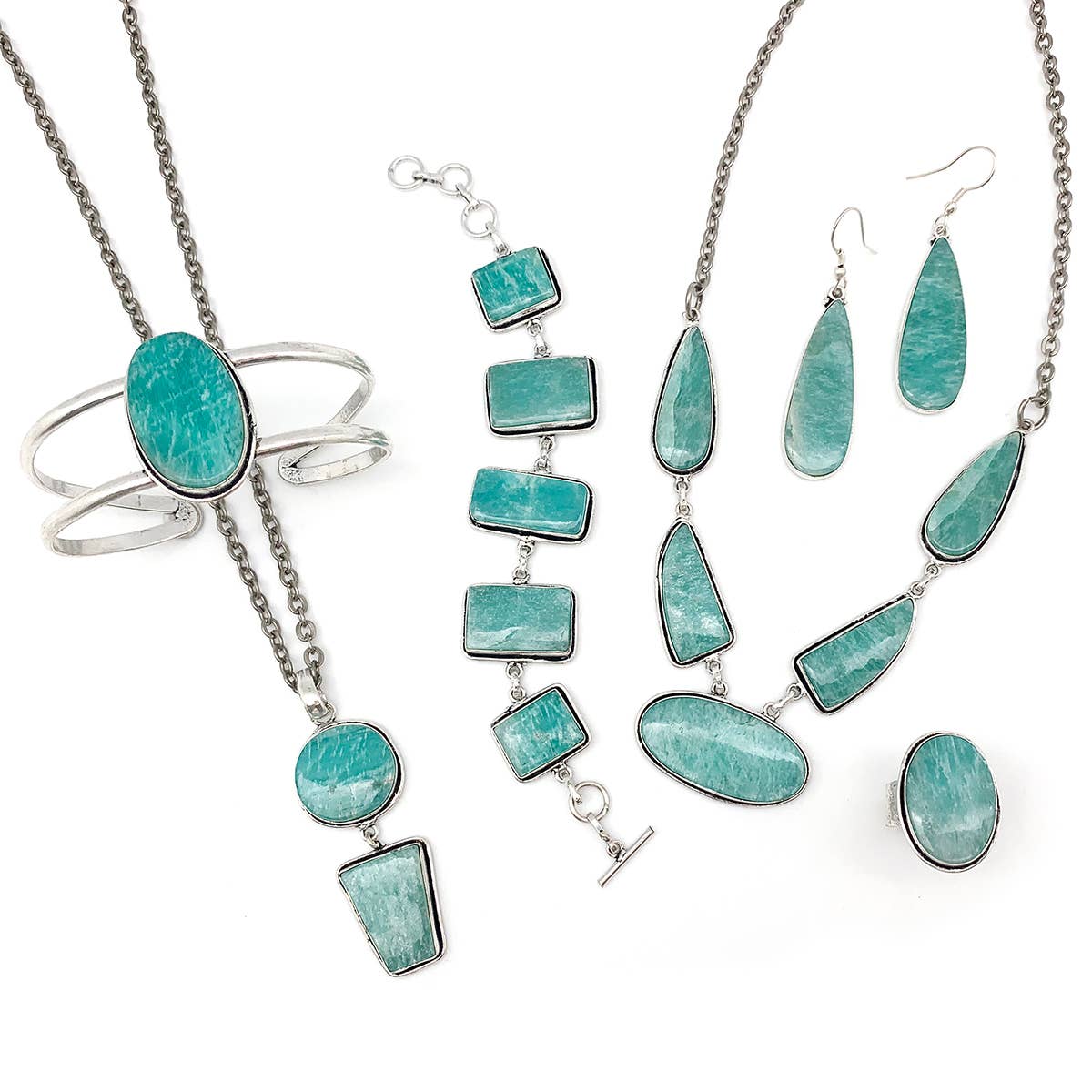 Handcrafted Semiprecious Stone Pendant Necklace - Amazonite