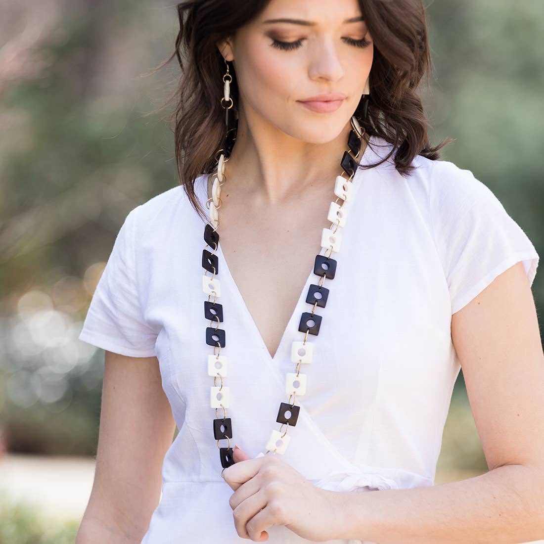 Omala 8 Assorted Necklaces Without Display