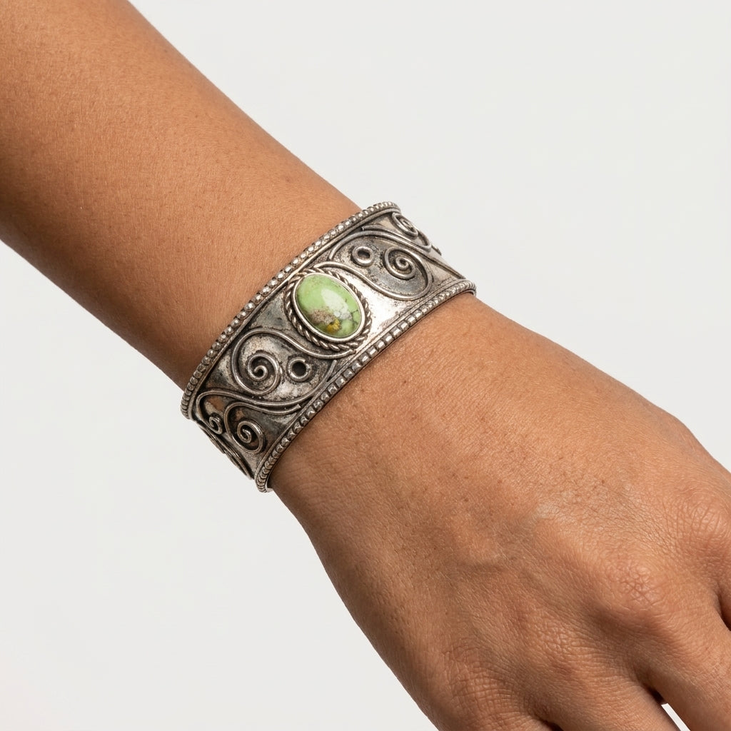 Handcrafted Kashi Antique Silver Cuff with Lemon Chrysoprase