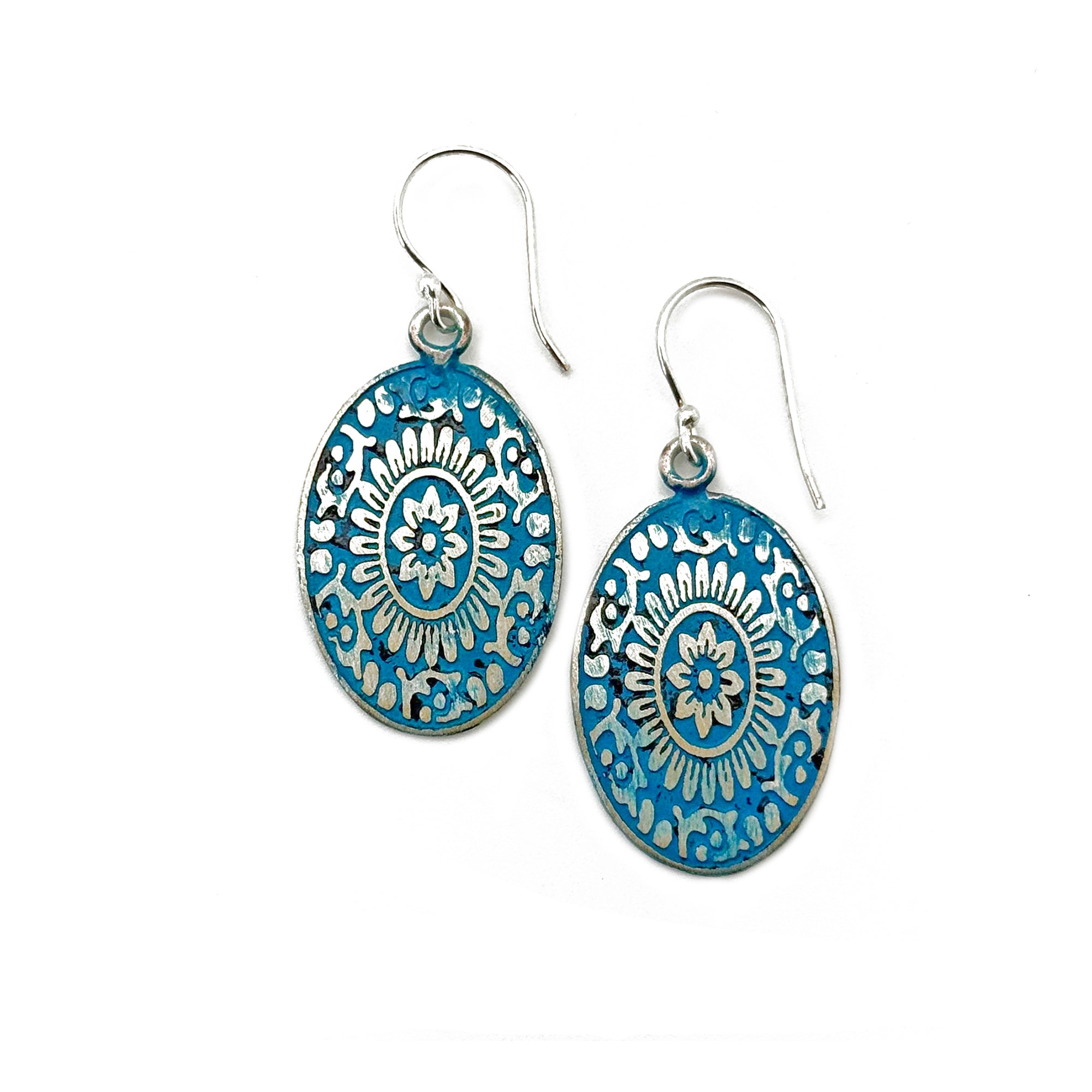 Silver Patina Jewelry Display Set - 24 Pieces