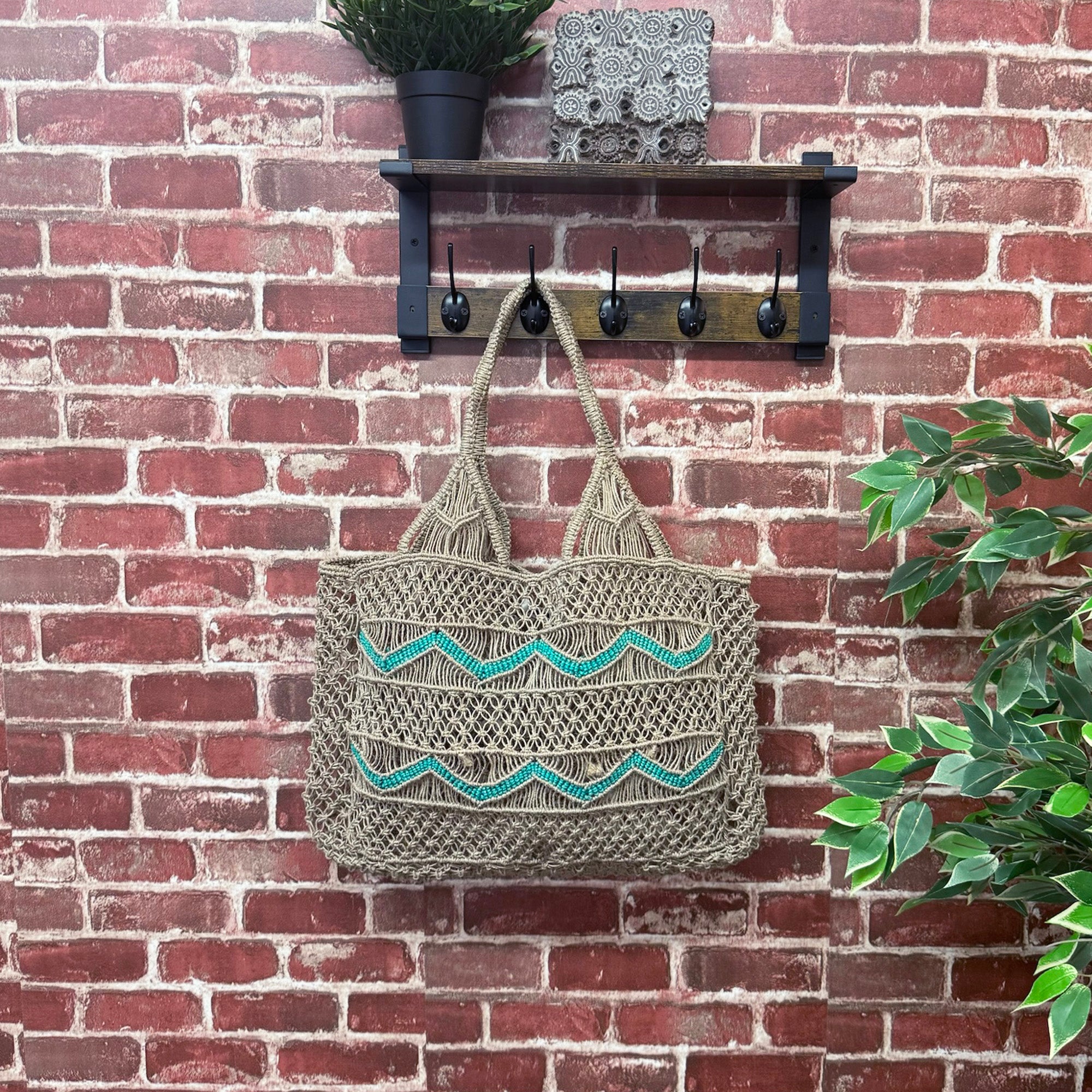 Leona Chevron Woven Jute Beach Bags - Turquoise