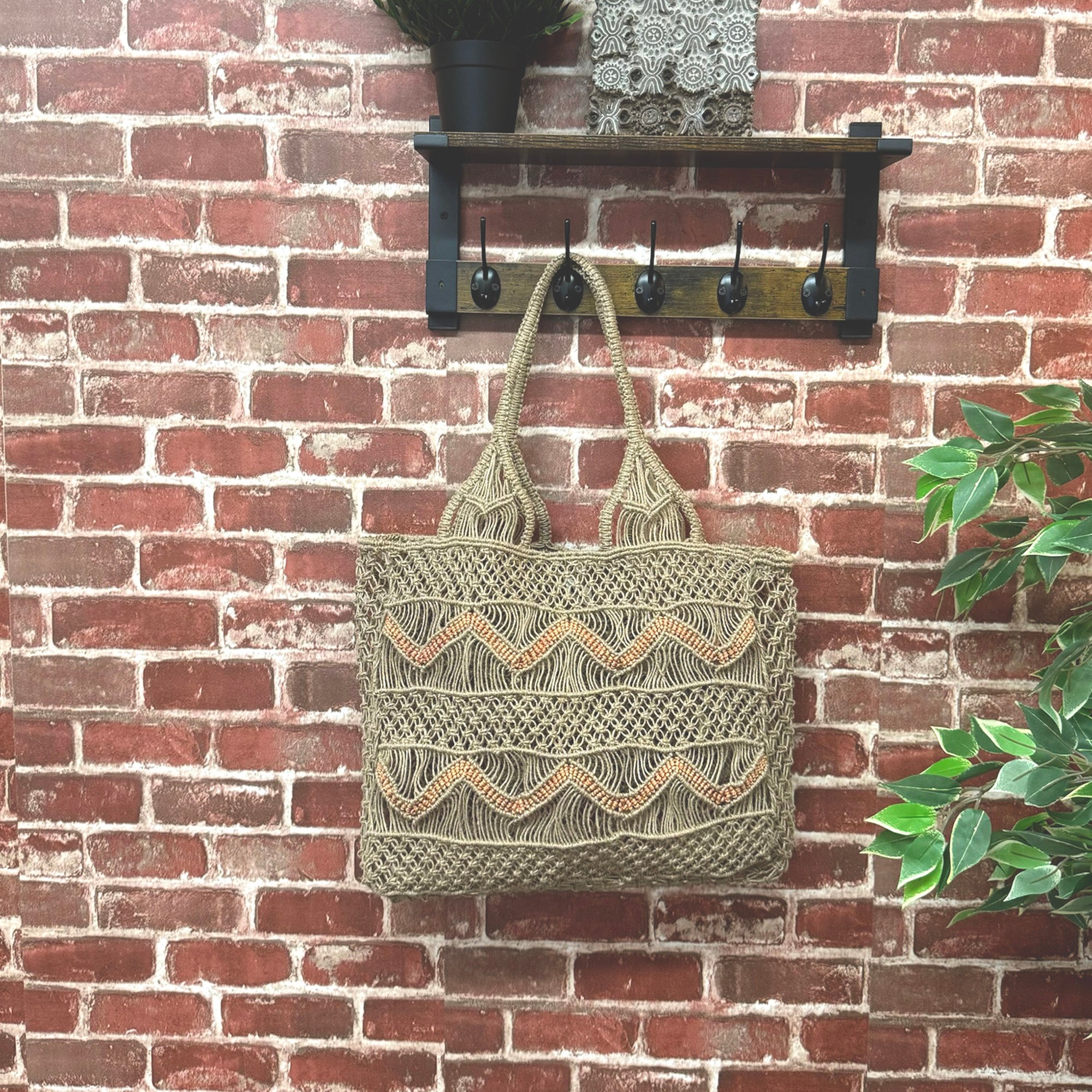 Leona Chevron Woven Jute Beach Bags - Coral