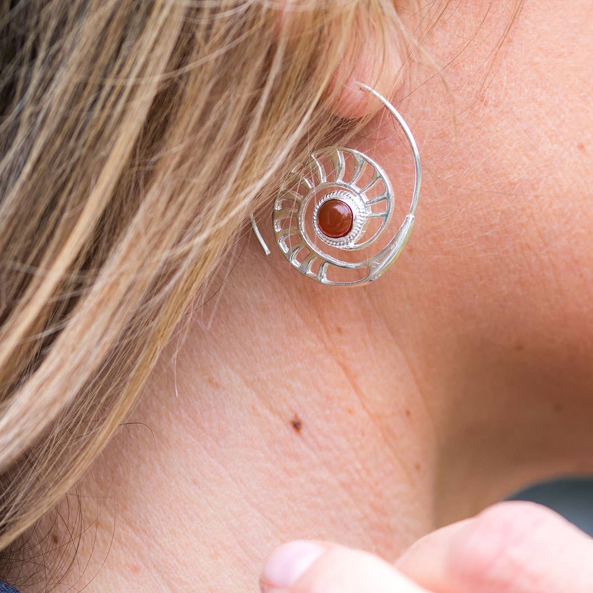 Tanvi Collection Earrings - Garnet Nautilus Shell Open Hoop