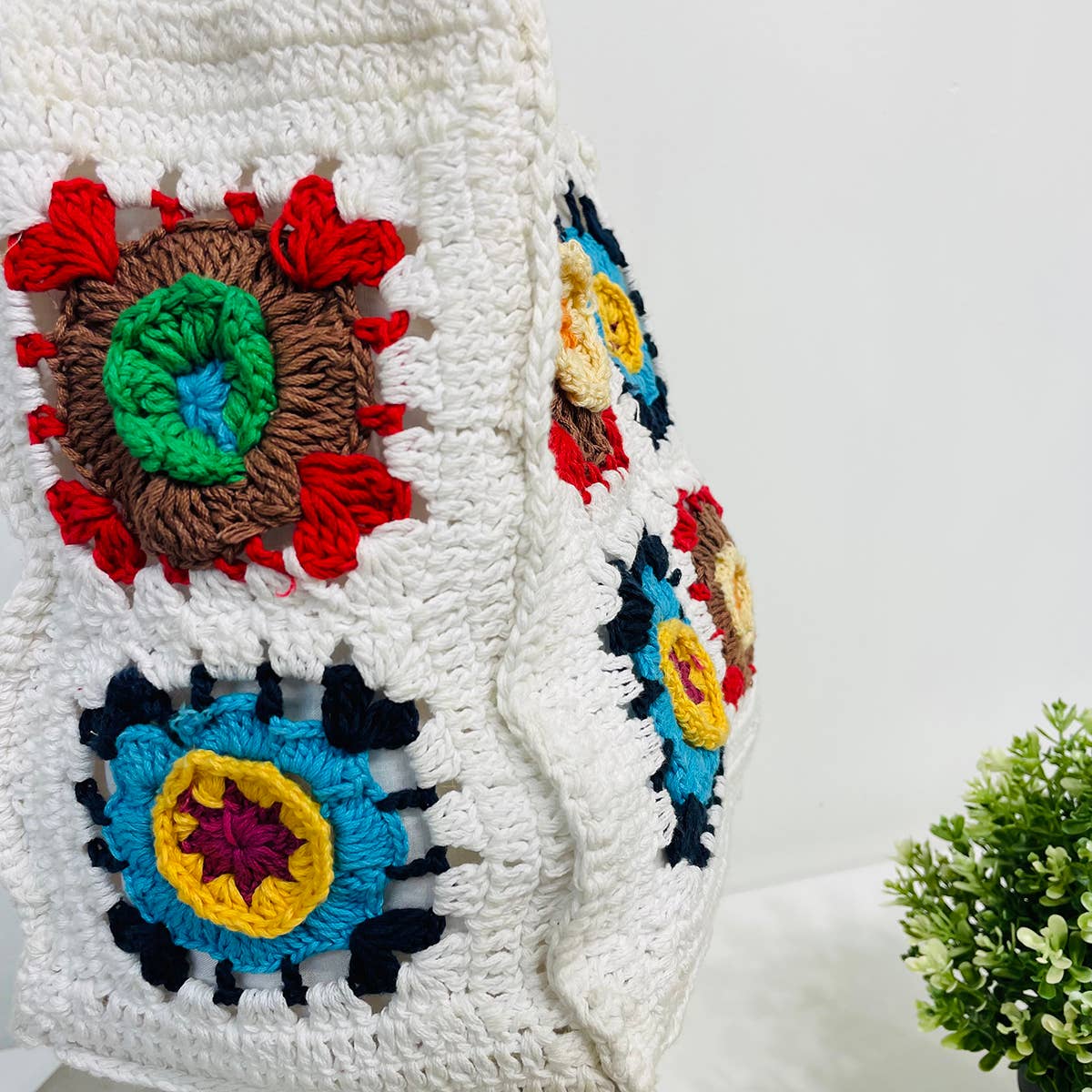 Laya White Cotton Crochet Small Top Handle Mini Bags