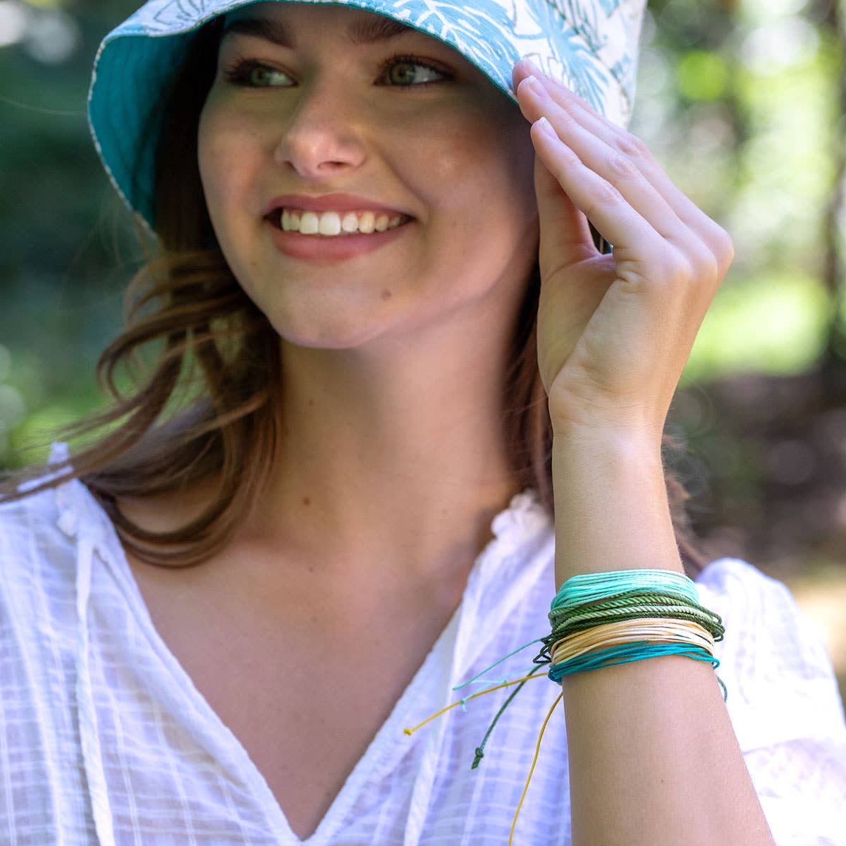 Weave & Wander 32 Braided Bracelets Pre-Pack with Display