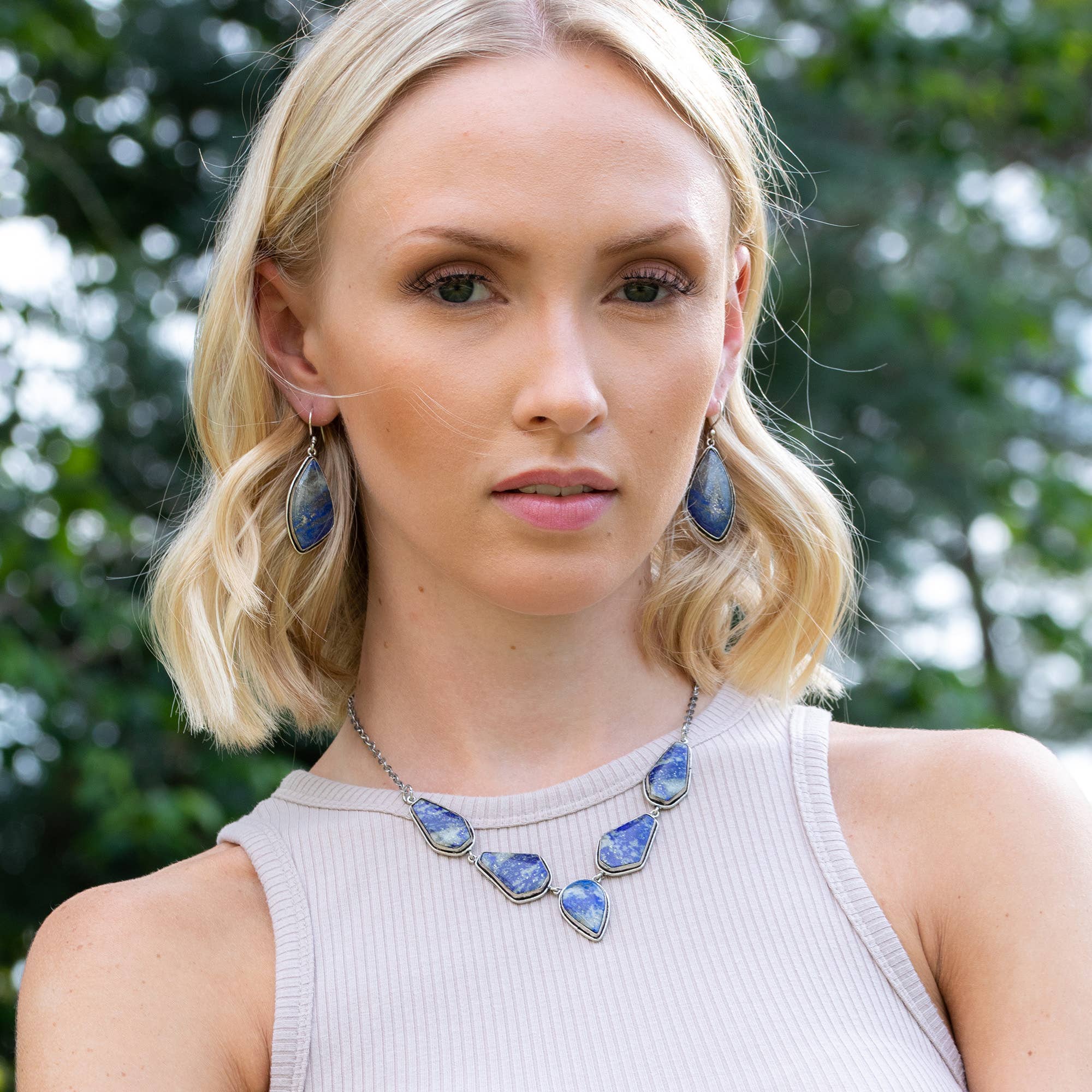 Handcrafted Kashi Semiprecious Stone Bib Necklace - Lapis