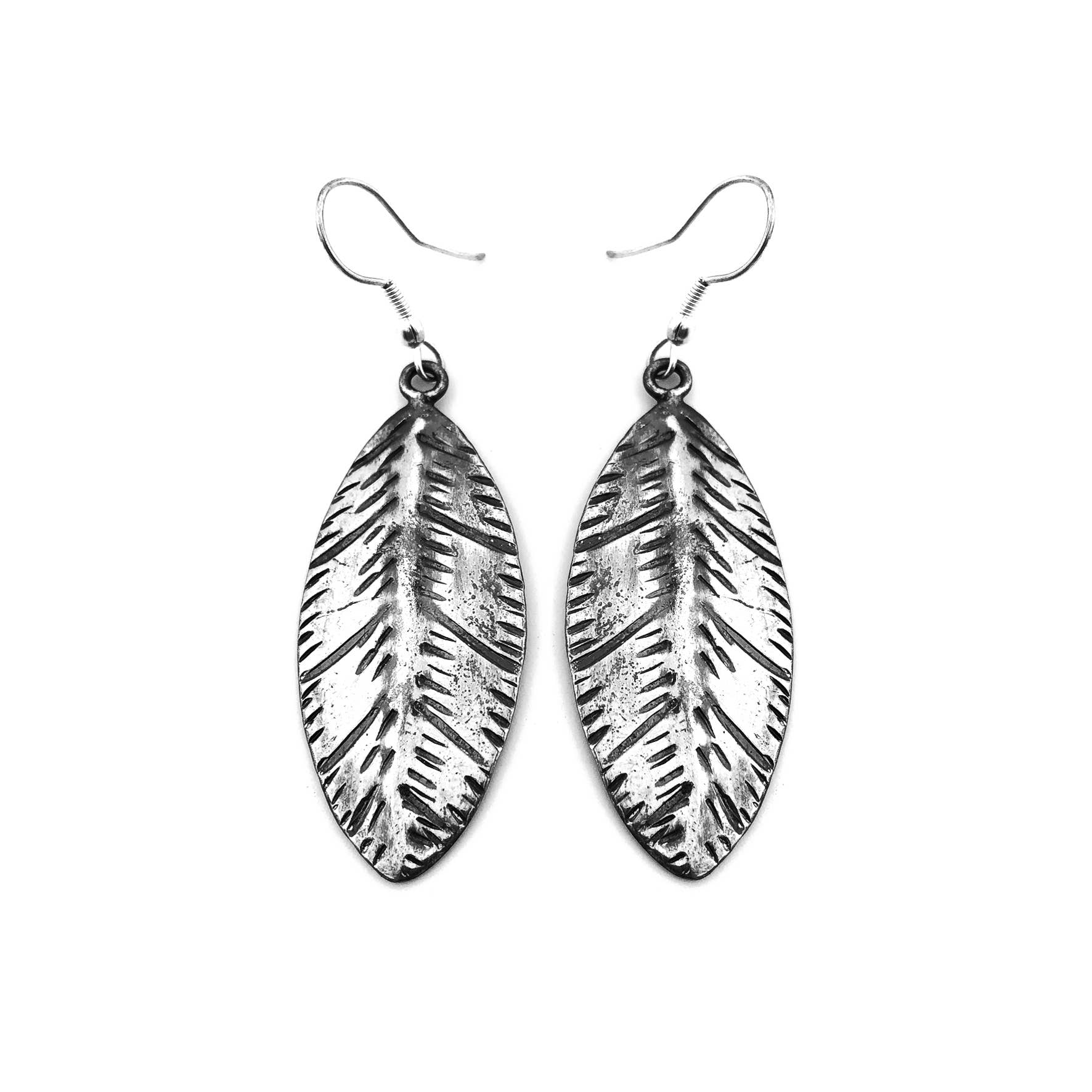 Kashi Collection Earrings - Slim Leaves
