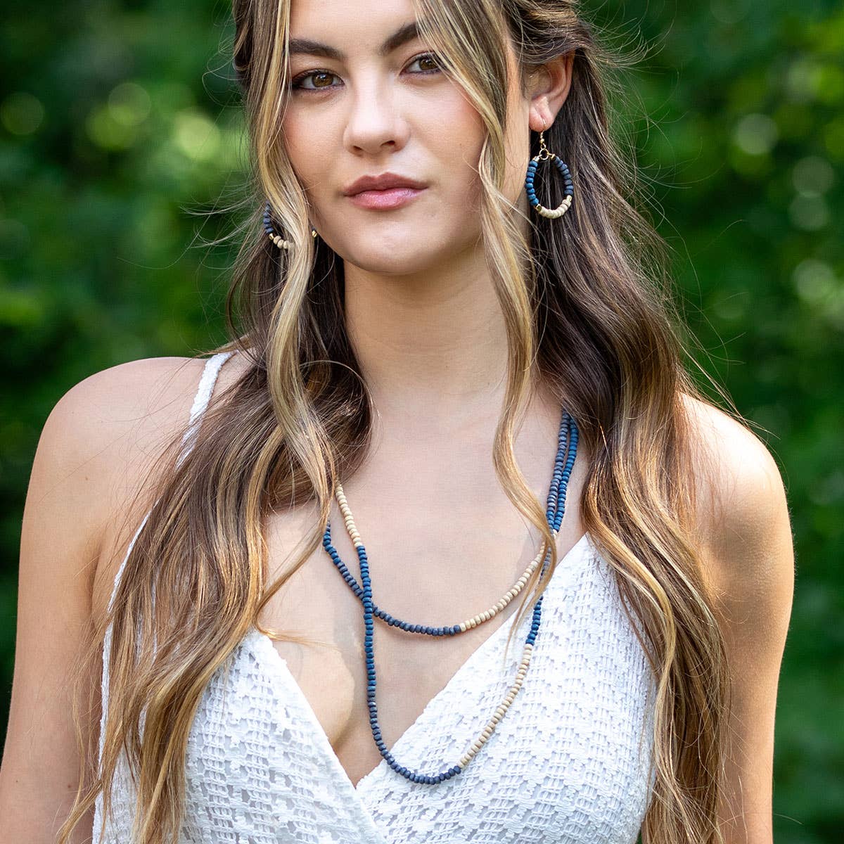 Prismatic Hues Necklace - Blue, Navy, White