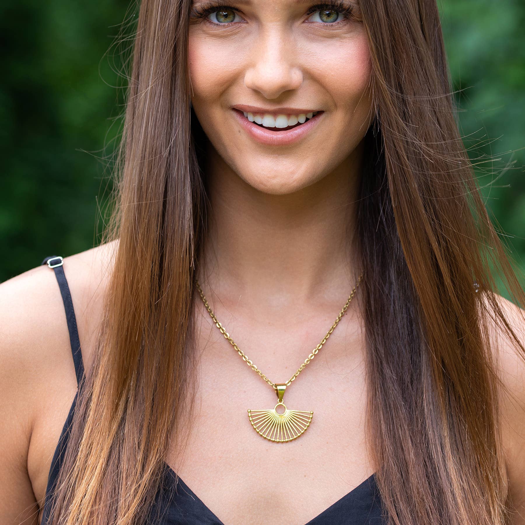 Tanvi Collection Necklace - Gold Semicircle Fan