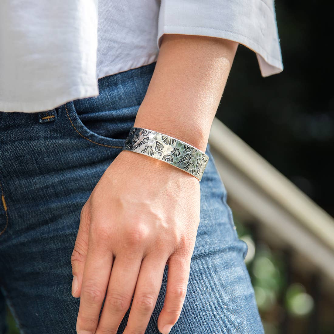 Shells Silver Engraved Cuff Bracelet
