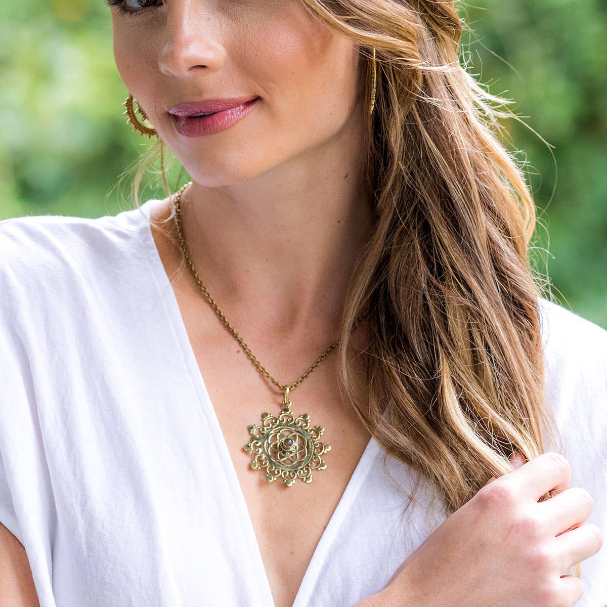 Tanvi Collection Necklace - Gold Filigree with Labradorite