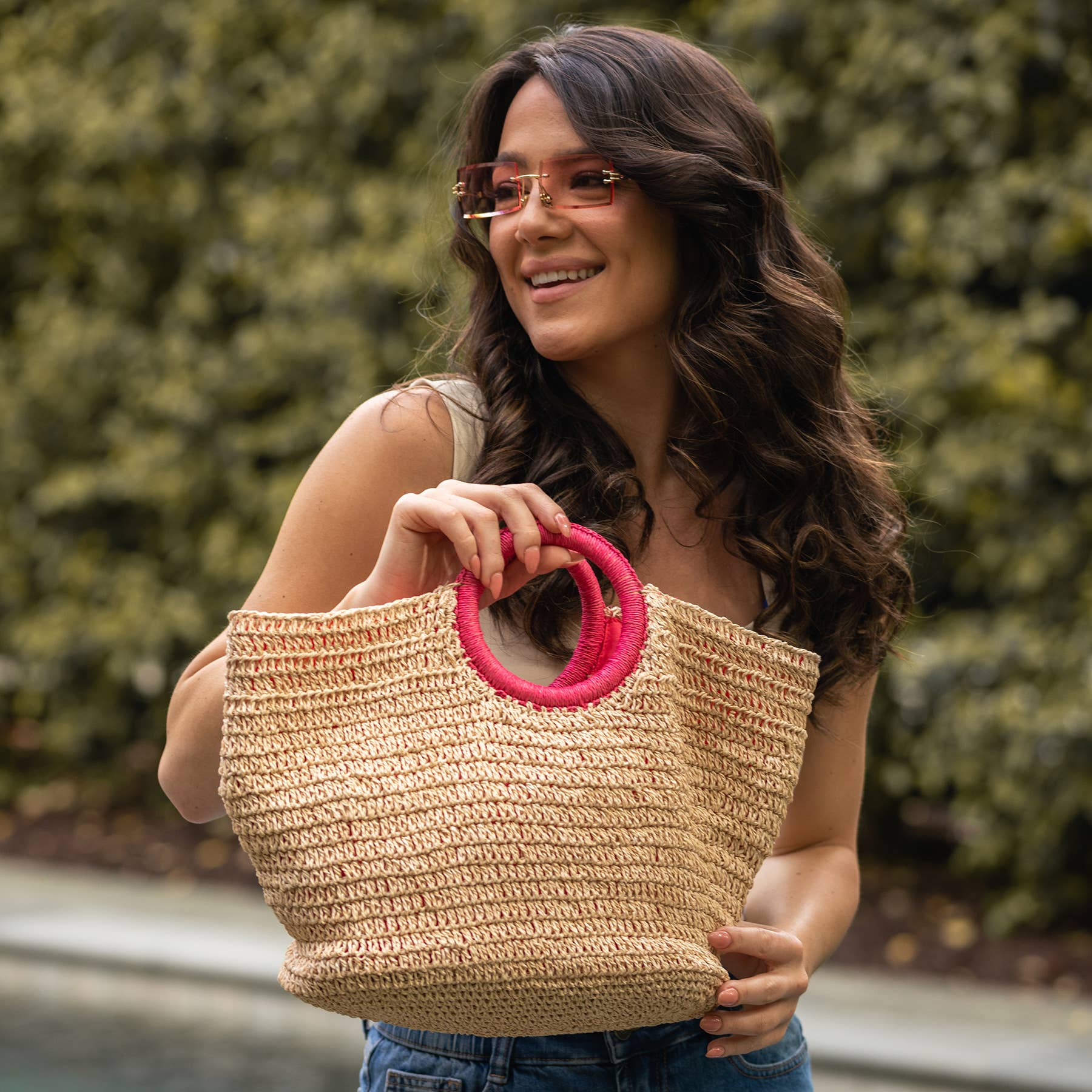 Cali Basket Raffia Bag with Colorful Wrapped Wooden Handle - Pink