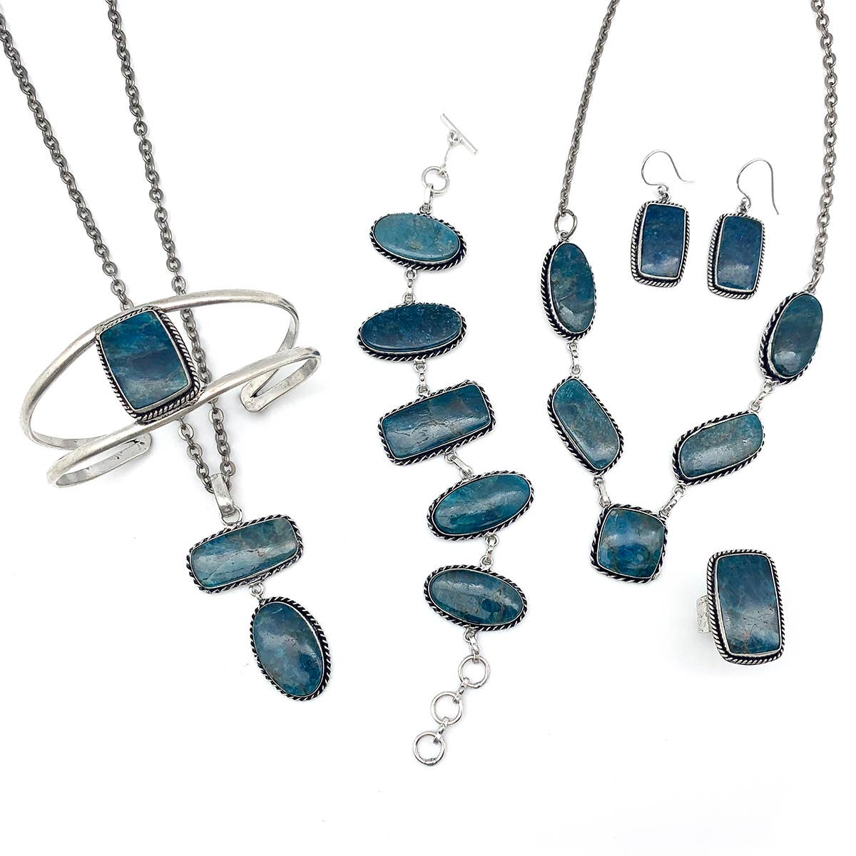 Handcrafted Semiprecious Stone Pendant Necklace - Apatite