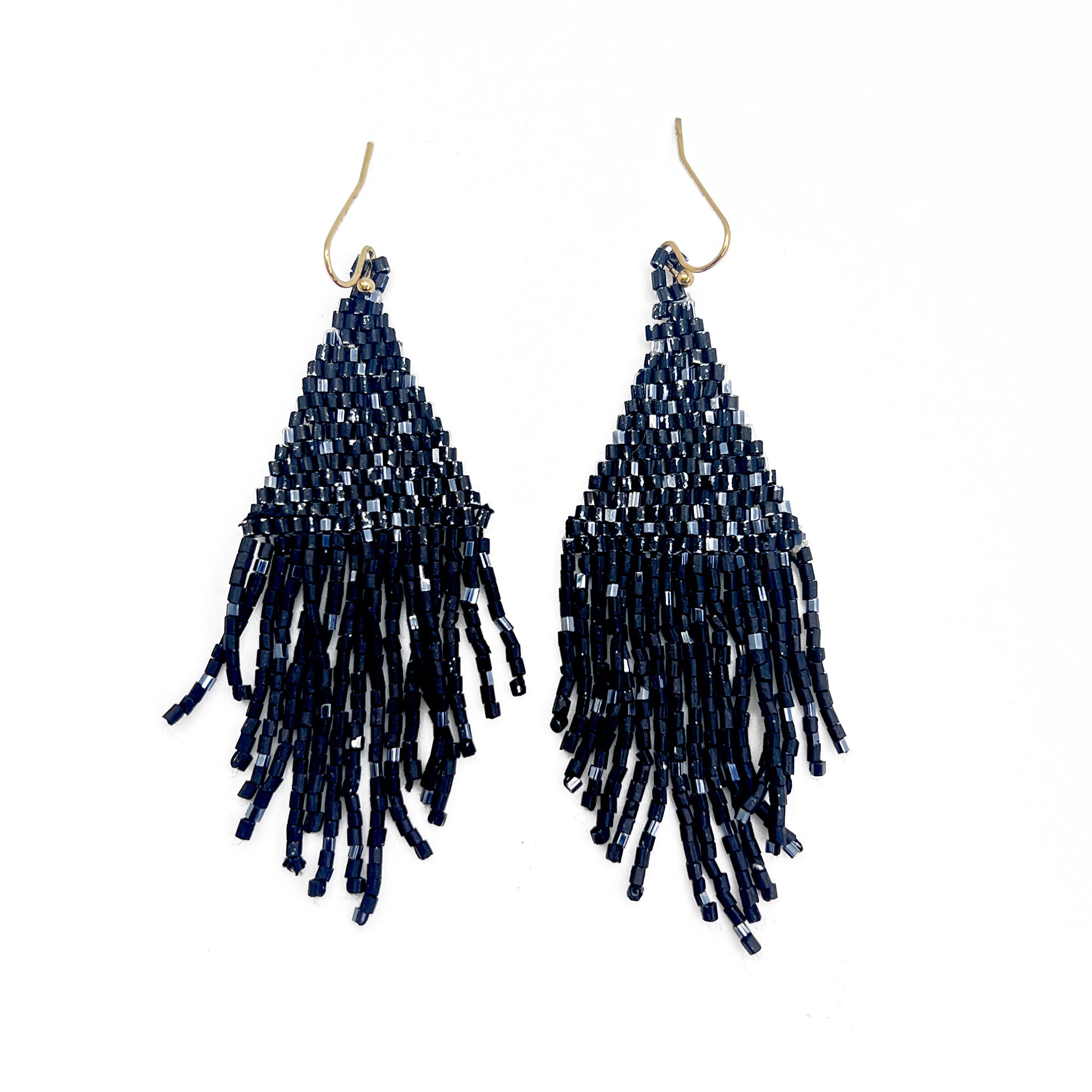 E7037 product photo