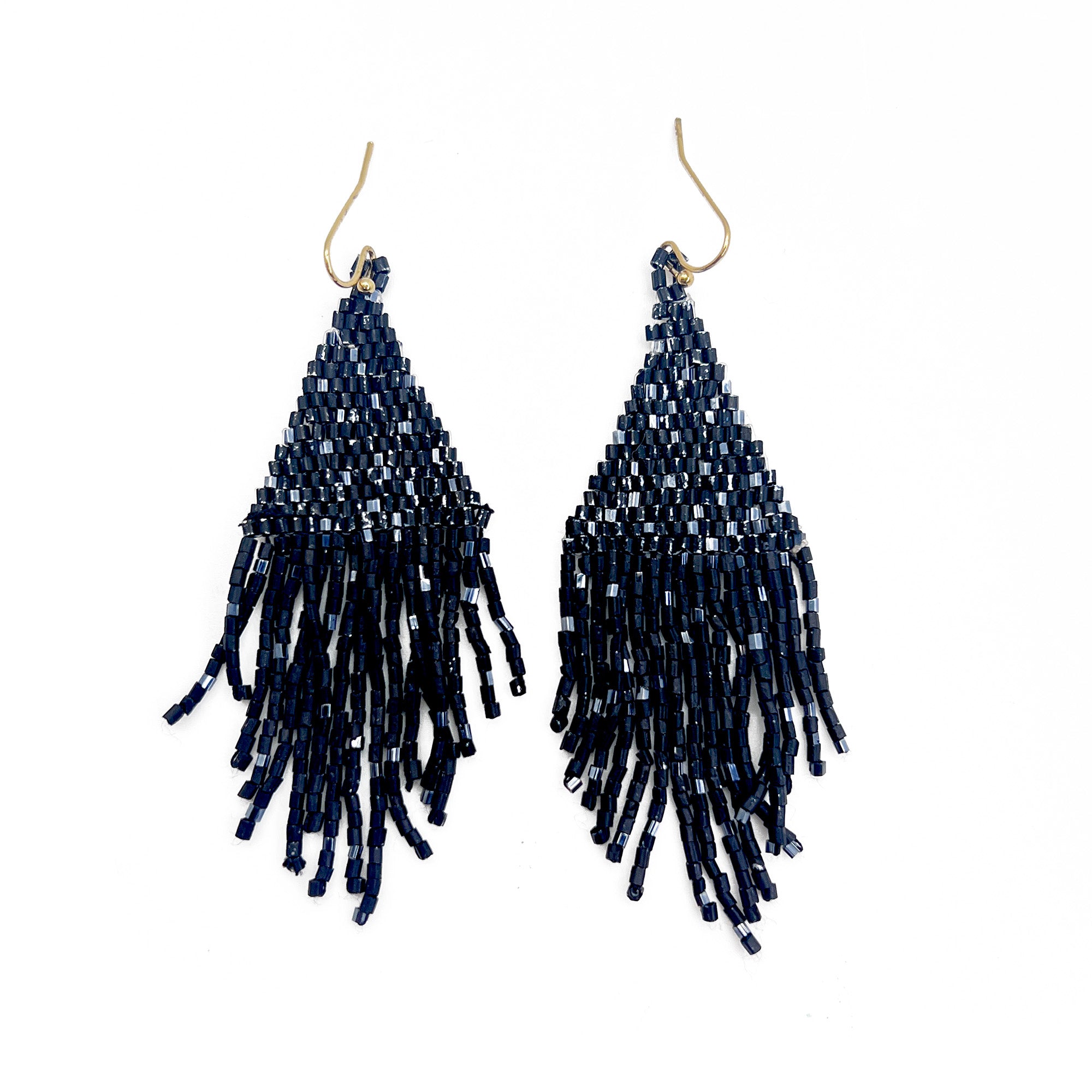 E7037 product photo