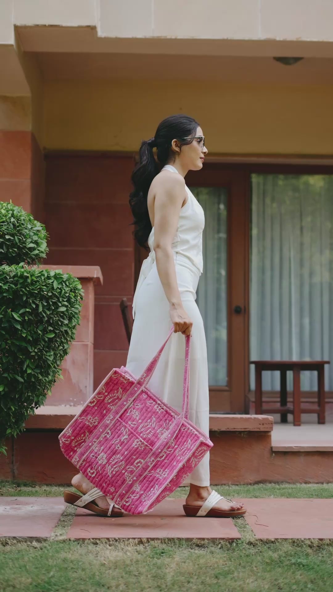 Load video: Hand Creafted Paisley Pink Quilted Block-Printed Tote
