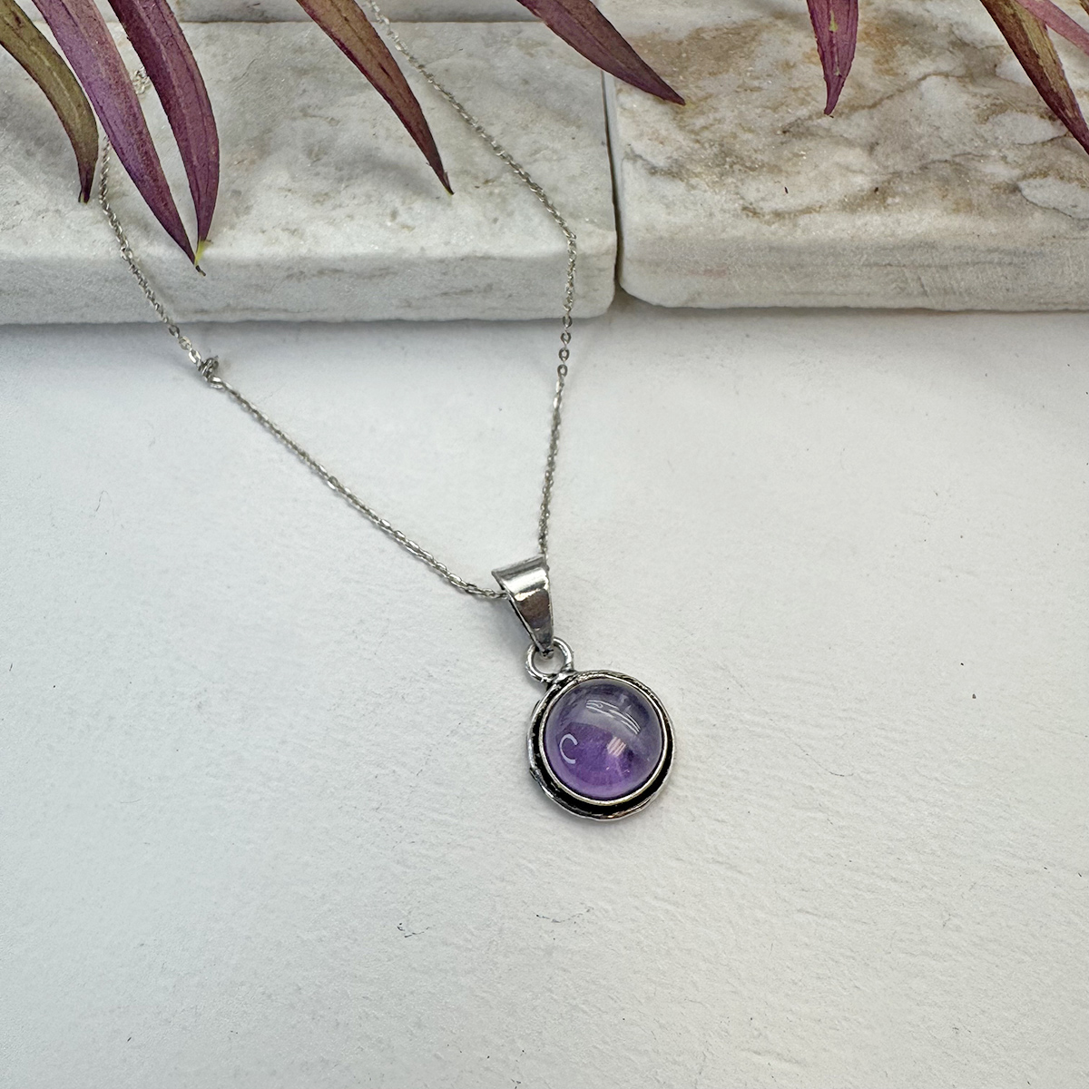 Kashi Semiprecious Small Stone Necklace - Amethyst