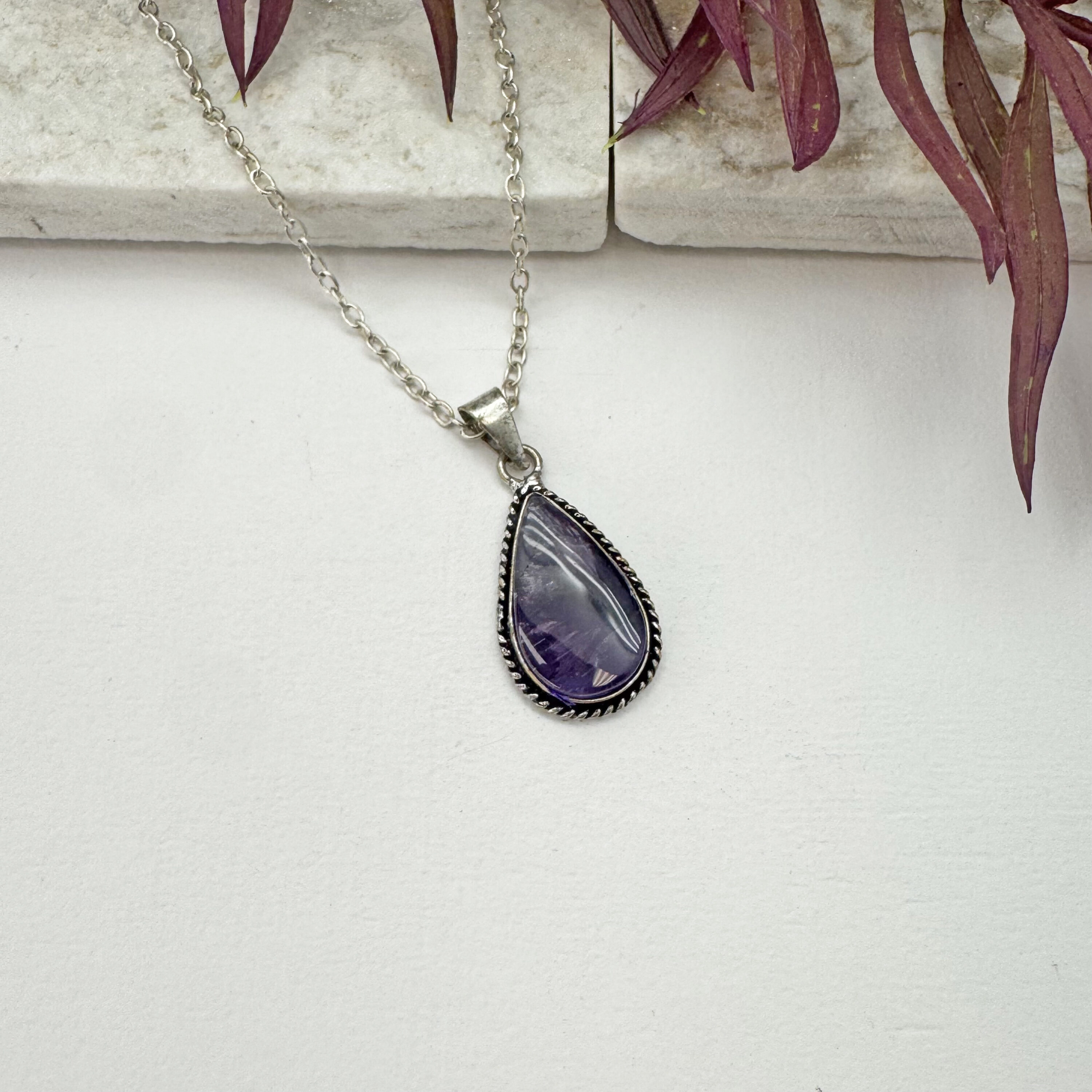 Kashi Semiprecious Large Stone Necklace - Amethyst