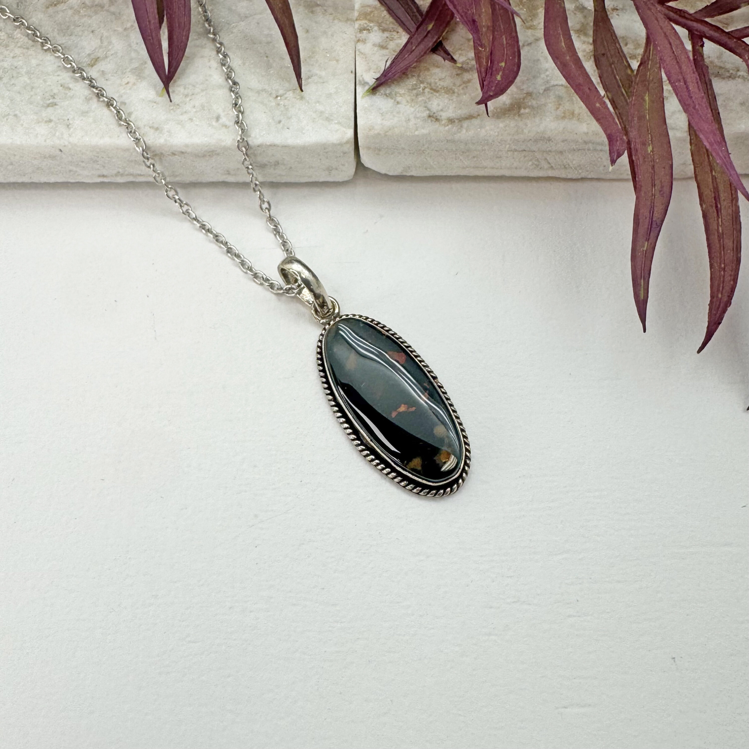 Kashi Semiprecious Large Stone Necklace - Blood Stone