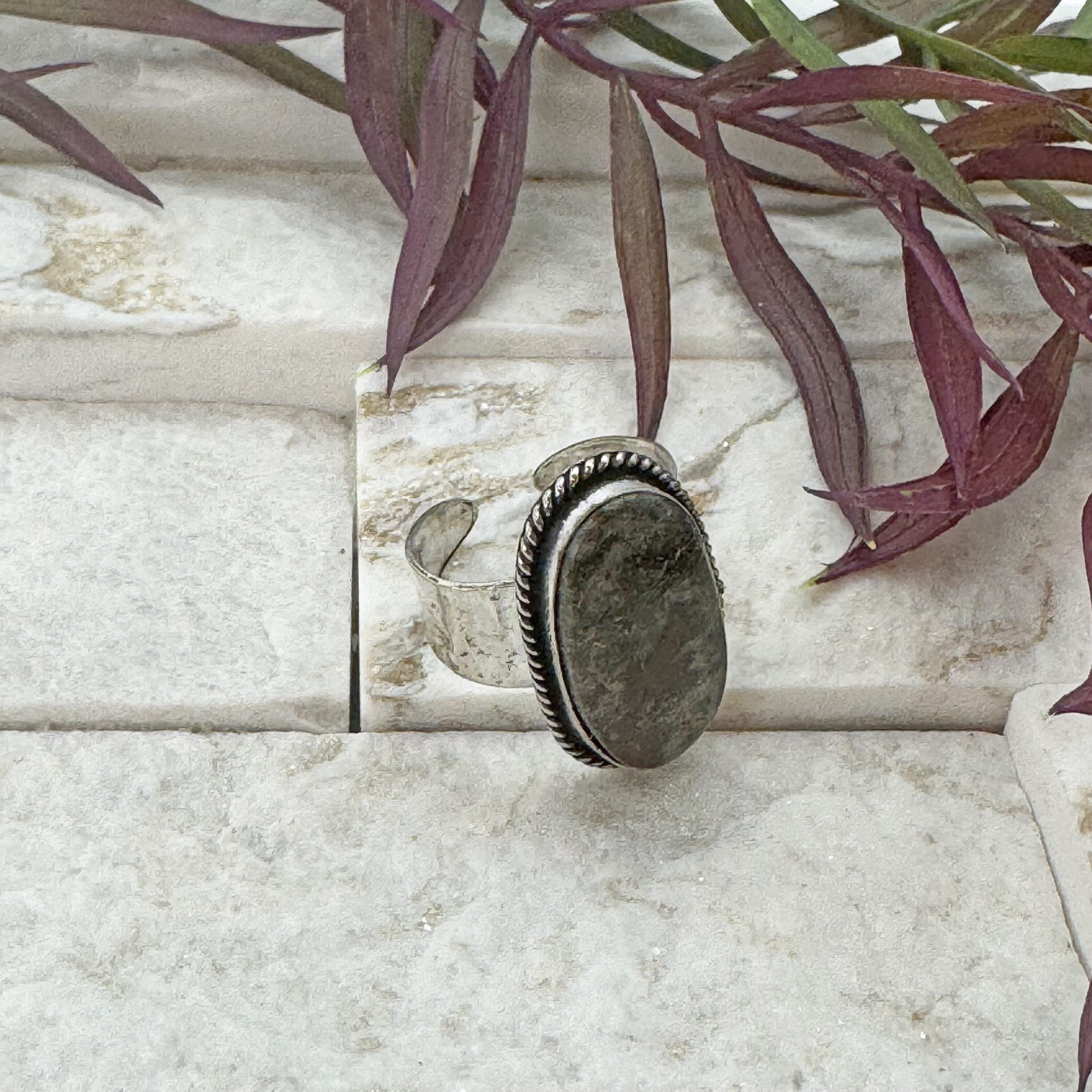 Kashi Semiprecious Stone Ring - Dragon Stone