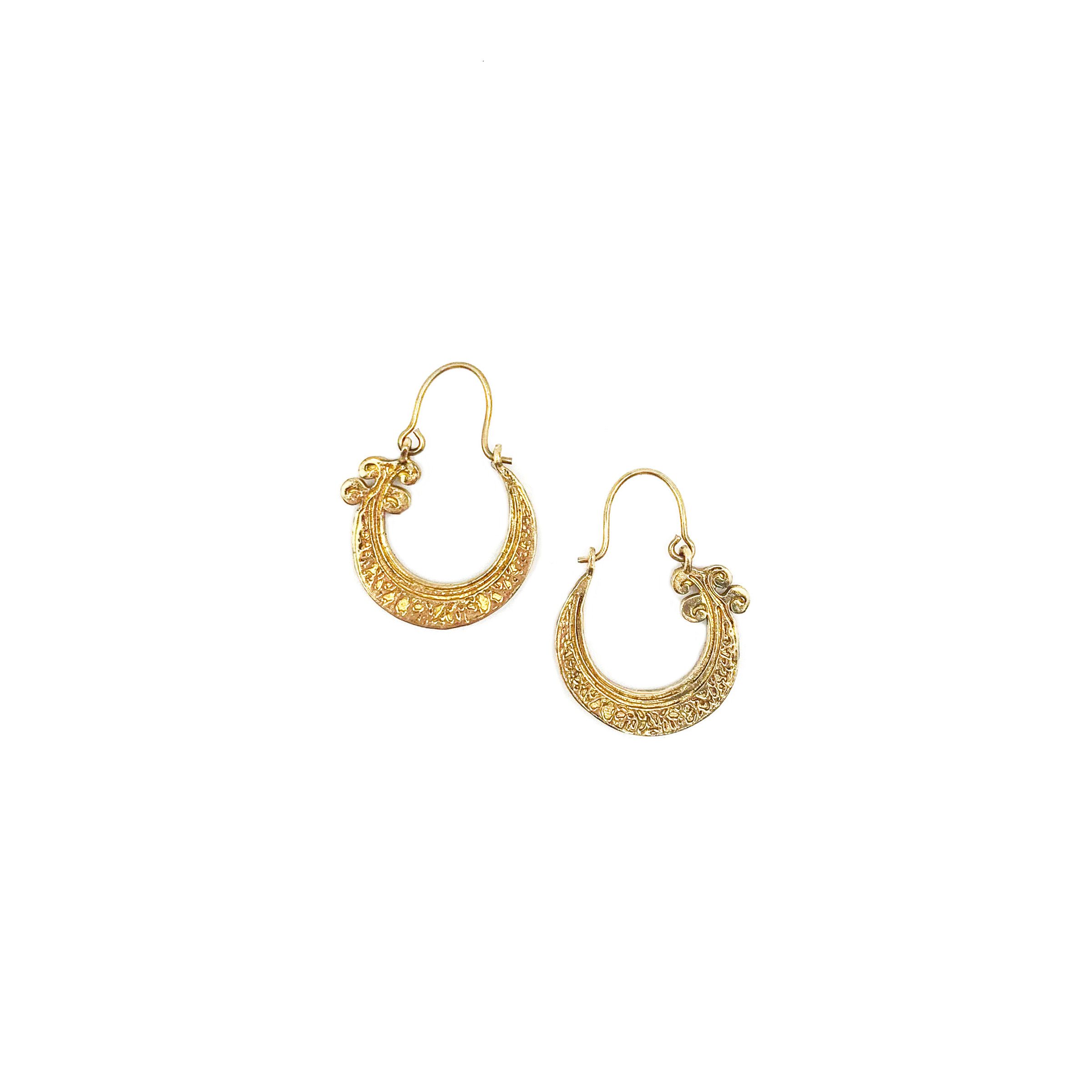 Tanvi Gold Filigree Spiral Crescent Hinged Earrings