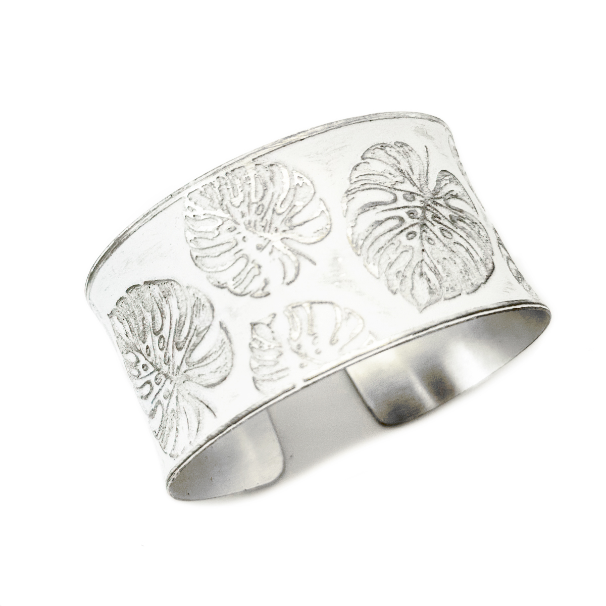 Handcrafted White Monstera Leaf Patina Bracelet