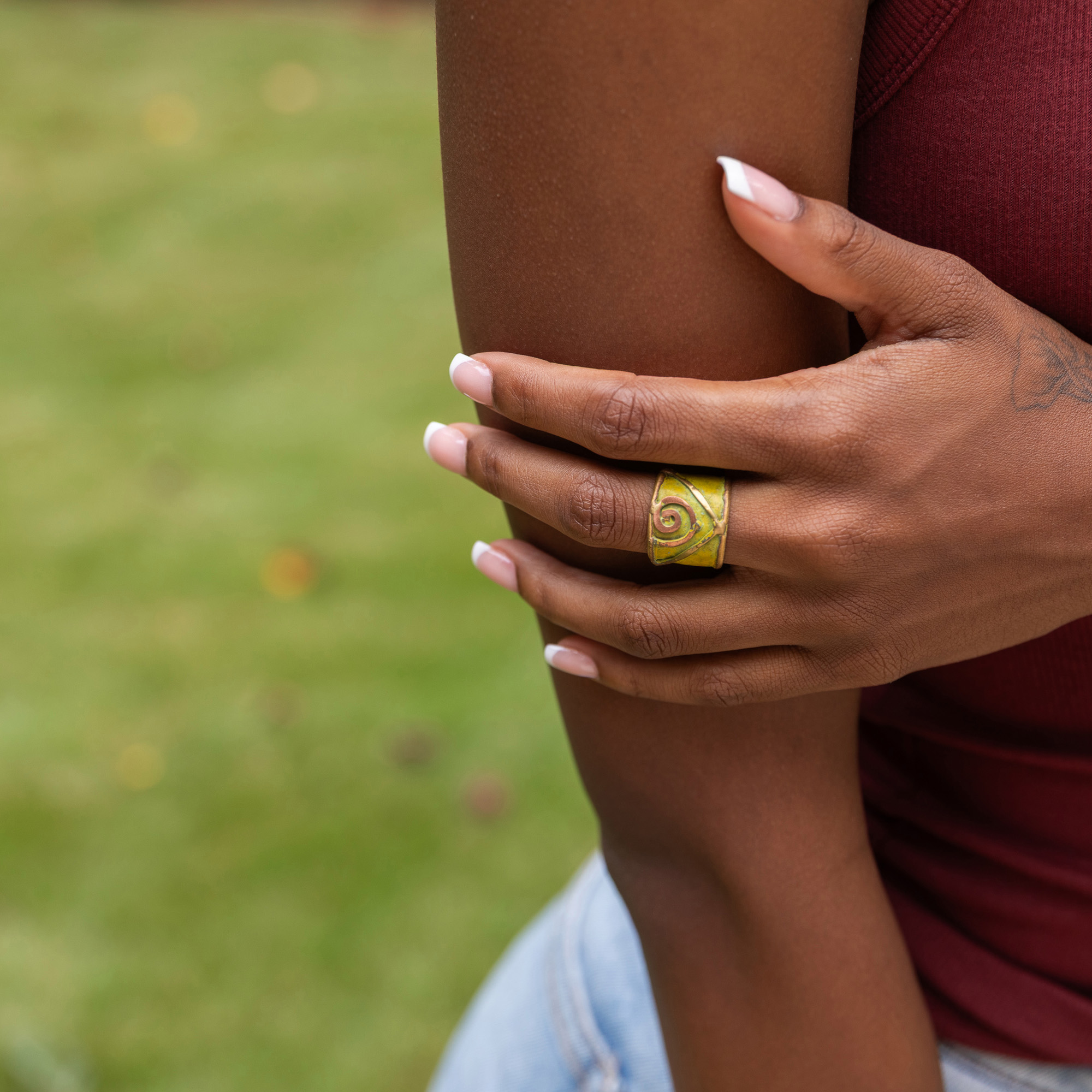 Handcrafted Olive Green & Copper Spiral Brass Patina Ring - Image 3