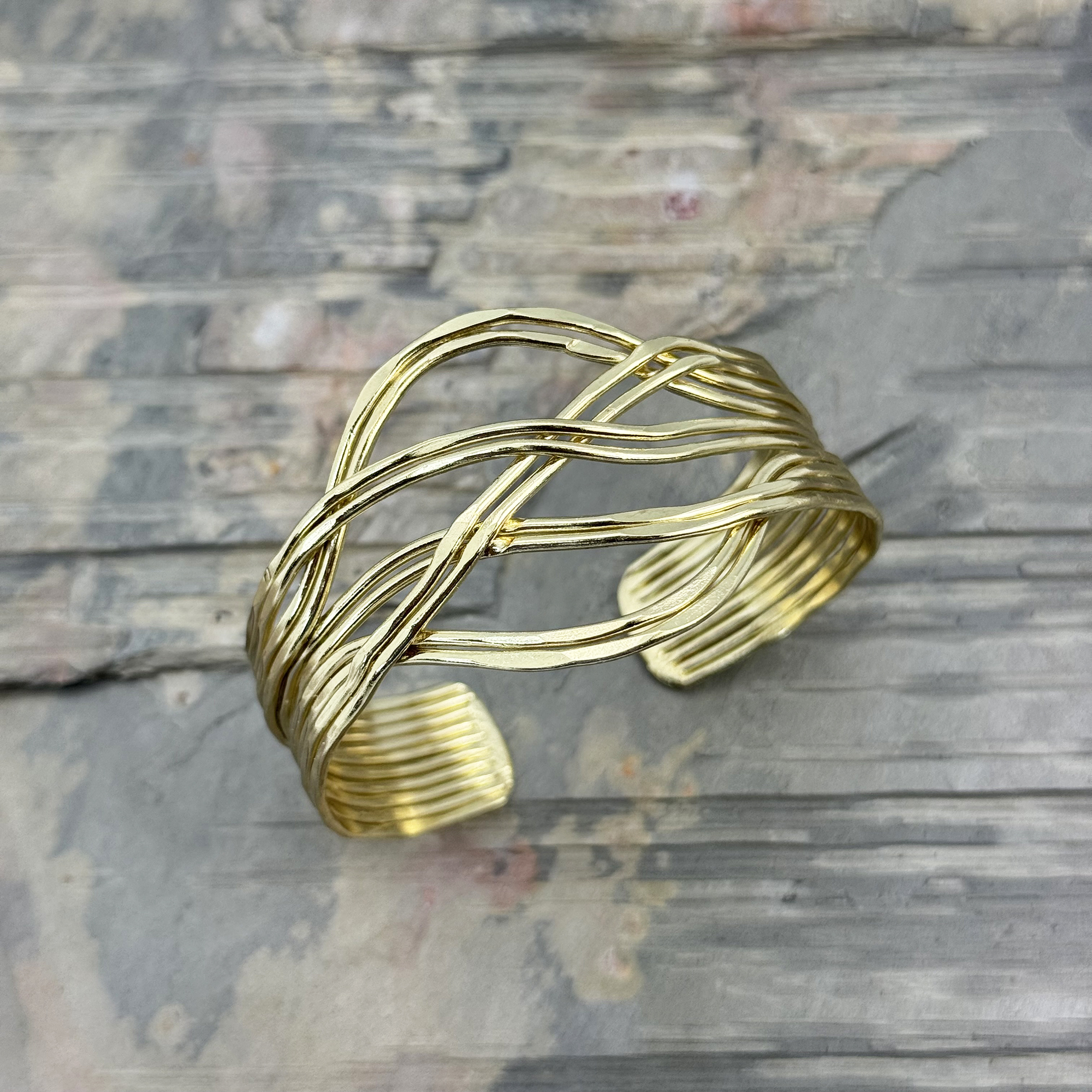 Handcrafted Gold Wavy Wire Cuff Bracelet